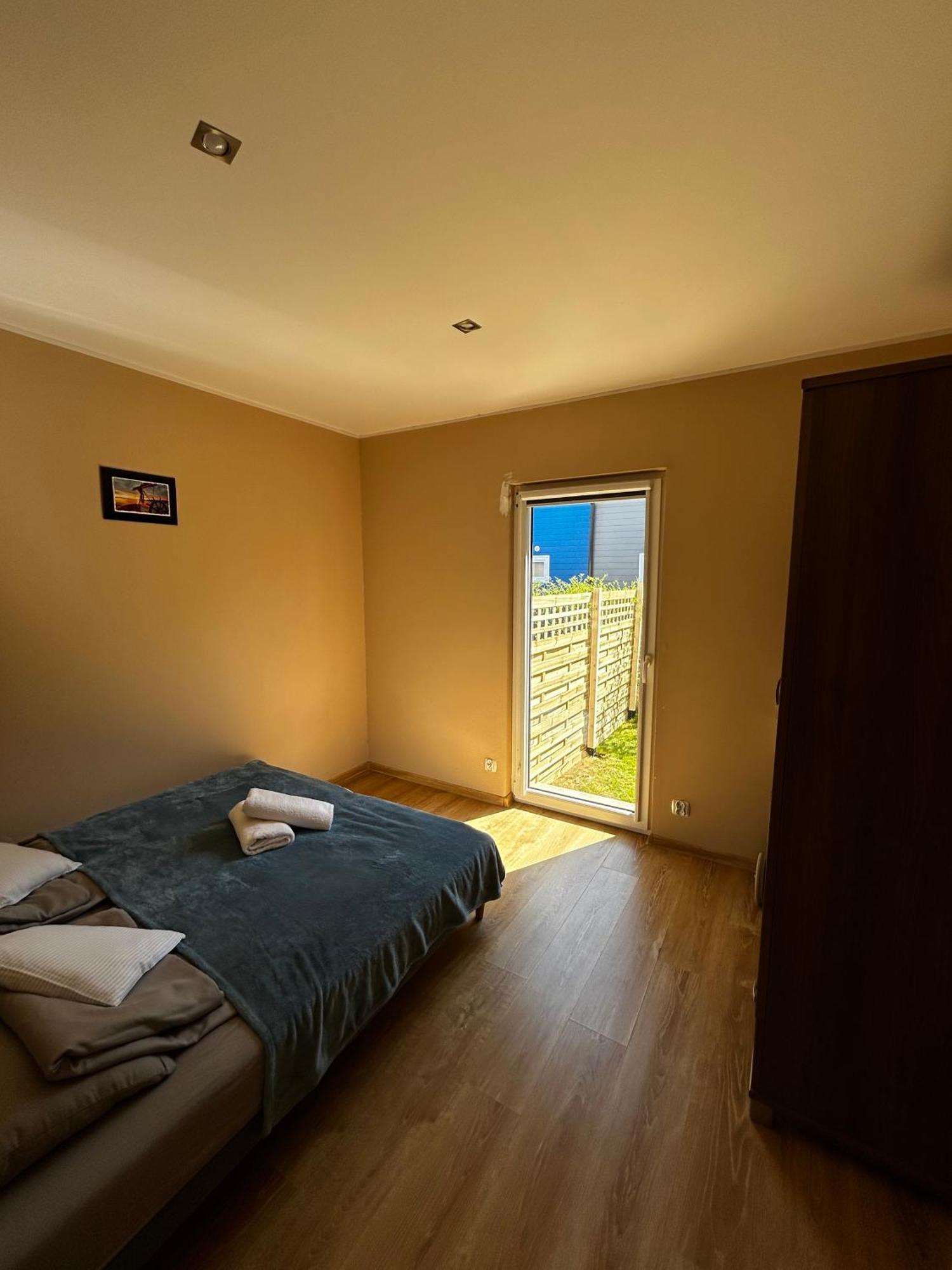 Apartamenty Ster 달로브코 외부 사진